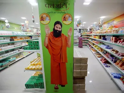 patanjali misleading ads case  sc asks ramdev to tender public apology in one week