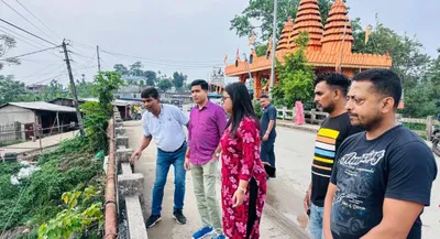 assam  doomdooma mla inspects riverbank for erosion control  beautification