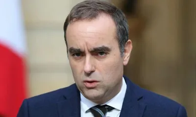 french pm sébastien lecornu resigns after two weeks in office
