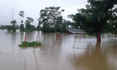 arunachal  kumey river breaches danger mark  cuts off parsi parlo near indo china border