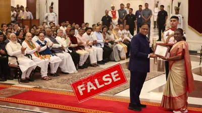 fact check  viral claim of mallikarjun kharge not applauding at bharat ratna ceremony debunked