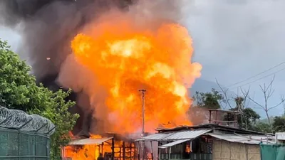 arunachal  massive fire reported at a restaurant in bhairabkunda