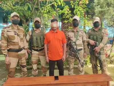 manipur  insurgent arrested  arms recovered in kakching