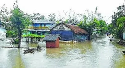 govt  issues flood alert  water level of all rivers flowing above danger level in manipur