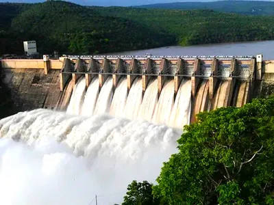 arunachal  villagers stage protest against dam in siang