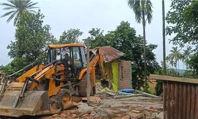 assam  unevicted 166 hectares of paharpur rf stalls relocation of 412 laika families