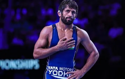 wfi chief election controversy  bajrang punia returns padma shri award