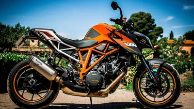 ktm revs up for big bike comeback in india with exclusive showrooms