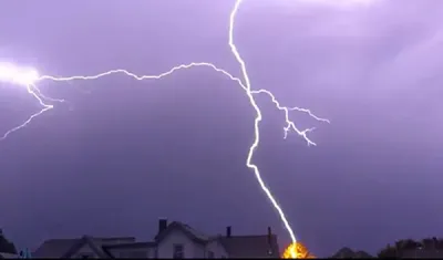 lightning kills a 31 year old man in mizoram