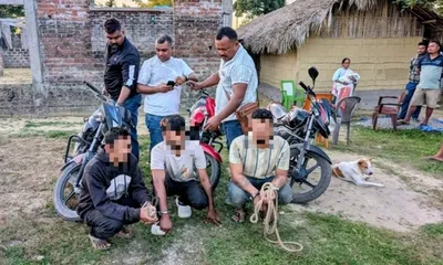 assam  tinsukia police arrest three  recover five stolen motorcycles