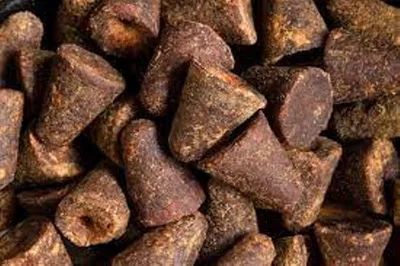 8 reasons why jaggery is better than sugar in tea