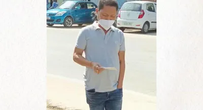assam  cm vigilance raids dibrugarh pwd office over alleged rs 1 5 lakh bribe demand