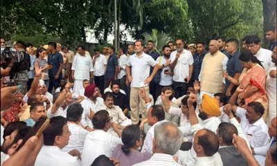  this is no way to treat young people   rahul gandhi leads congress sit in outside pm s residence