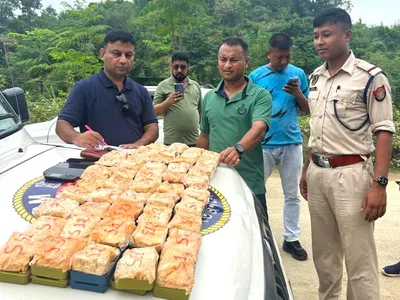 assam police seize heroin worth rs 4 5 crore  nabs 4