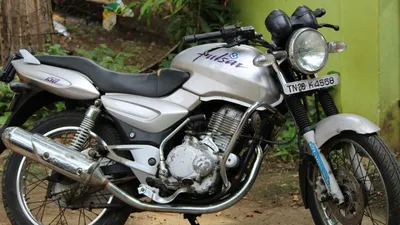 bajaj seen testing cng motorcycle to challenge commuter segment in india