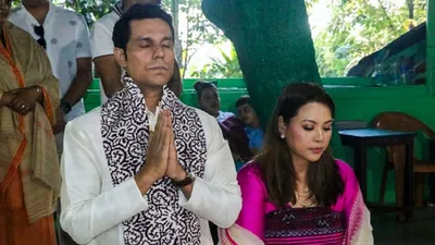 manipur  randeep hooda  amp  lin laishram offer prayers at govindajit temple in imphal ahead of wedding