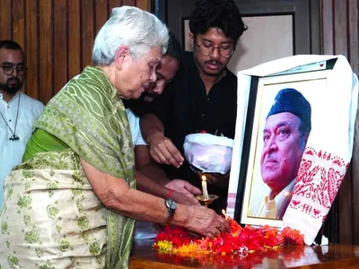 assam  iitg honours bhupen hazarika on 13th death anniversary