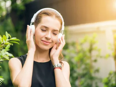 how your favorite songs affect your mood 