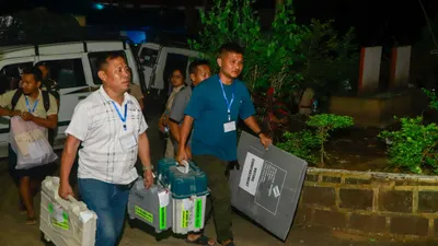 evms used in mizoram  sealed  in 40 strong rooms