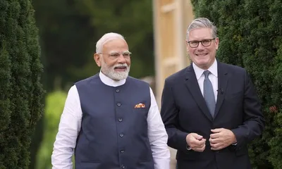 uk pm keir starmer in india  discusses key issues with modi
