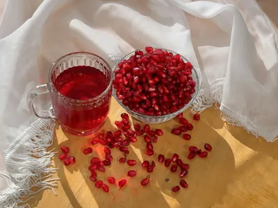 pomegranate juice   the ruby elixir of nature