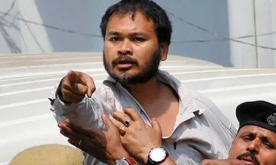 assam  akhil gogoi appears in dibrugarh court over five anti caa cases