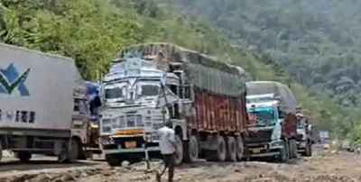 rains snap road  amp  rail links to tripura  mizoram  manipur and parts of assam