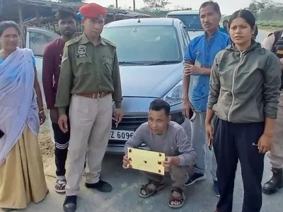 assam  drug peddler held with rs 9 62 lakh and suspected heroin in tinsukia