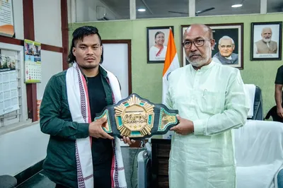 manipur  mma title holder chungreng koren felicitated in imphal