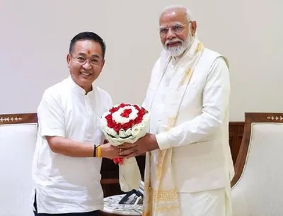 sikkim cm meets pm modi in delhi  discusses vital issues