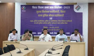 election commission releases final electoral roll in bihar amid ongoing controversy