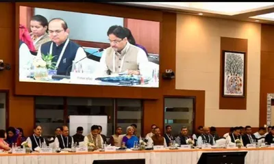 gst council meeting  opposition seeks compensation  warns of rs 2 lakh crore revenue loss