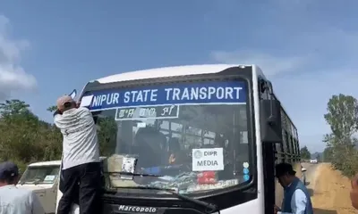 security force blocks journalists over  manipur  sign on bus