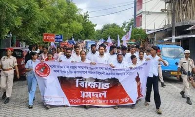 aasu leads statewide satyagraha in assam  demands eviction of illegal immigrants