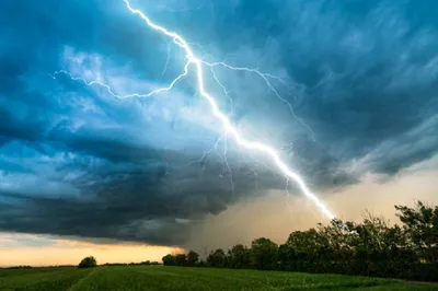 lightning kills three  injures seven in tripura’s rangamati