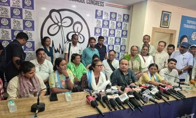 trinamool congress leaders face obstruction in tripura  condemn bjp over office attack