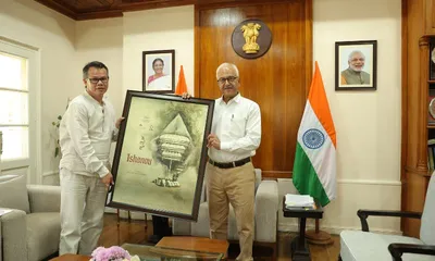 promote manipuri movies  governor urged