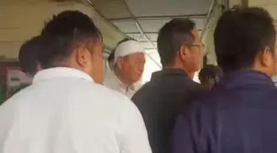 arunachal pradesh  bjp leader ninong ering meets with accident  injured