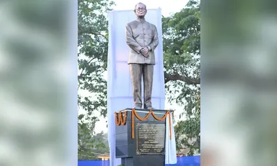 assam  life size bronze statue of homen borgohain unveiled in dhakuakhana