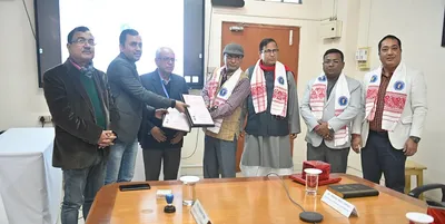 assam  gcu inks mou with rabindranath tagore university  hojai